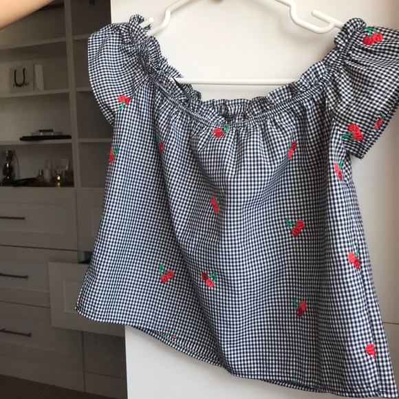 Guess summer top - Picture 2 of 3